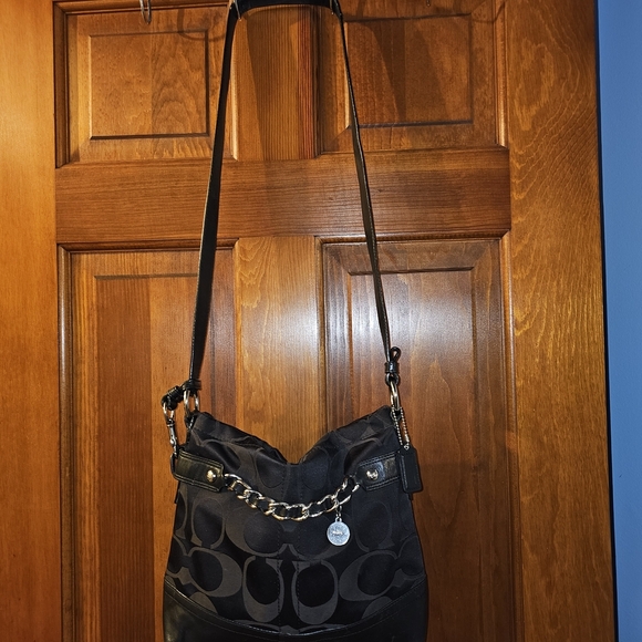Black Chain-Accent Shoulder Bag - Picture 1 of 6